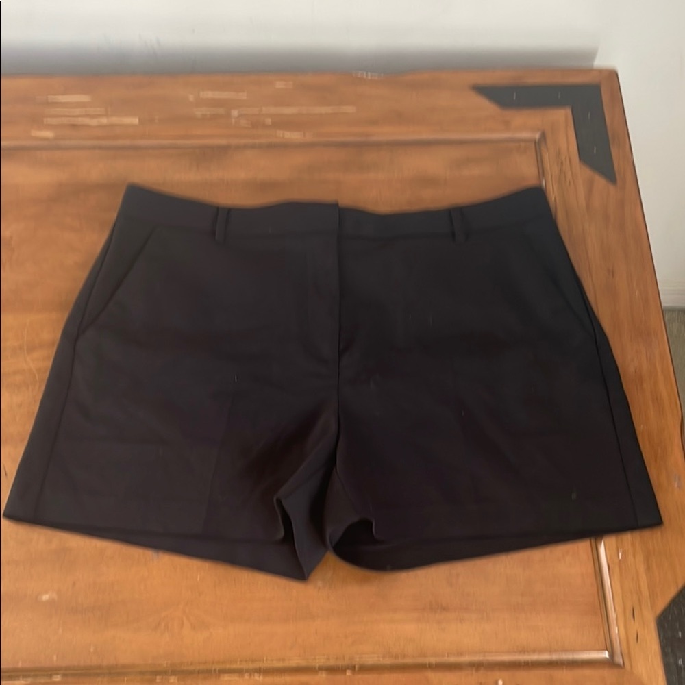 Halogen Classic Black Women's Shorts Size 14